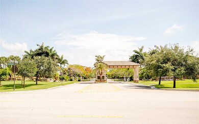 12740 Trotter Blvd, Davie, FL 33330 - photo 2