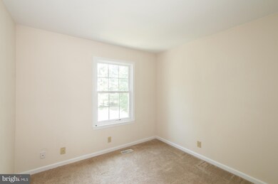 703 Madison Ct, Stafford, VA 22556 - photo 6