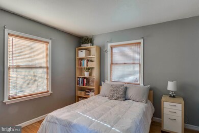 6908 Duke Dr, Alexandria, VA 22307 - photo 7