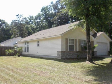 71 J R Milton Rd, Crawfordville, FL 32327 - photo 2