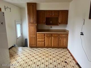 4402 Billy Bone Ct, Louisville, KY 40229 - photo 3