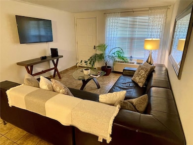 2490 SW 14th Dr unit 29, Gainesville, FL 32608 - photo 6