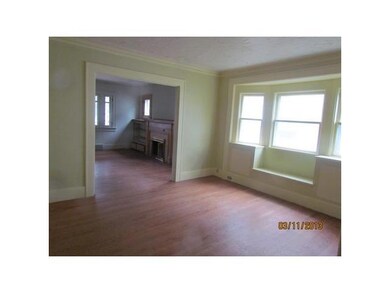 907 Princeton Ave, Lansing, MI 48915 - photo 7