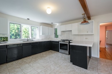 303 Boston Post Rd, Sudbury, MA 01776 - photo 2