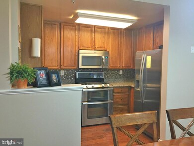 135 Chevy Chase St, Gaithersburg, MD 20878 - photo 2