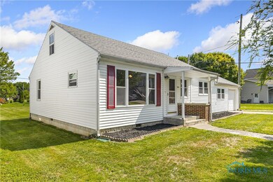 204 Turner Ave, Ada, OH 45810 - photo 3