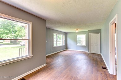 2506 Proctor Knott Dr-4