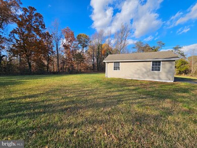 122 Helena Dr, Prince Frederick, MD 20678 - photo 2