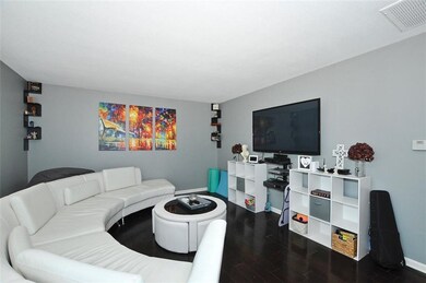 1134 Canterbury Square S unit A, Indianapolis, IN 46260 - photo 5
