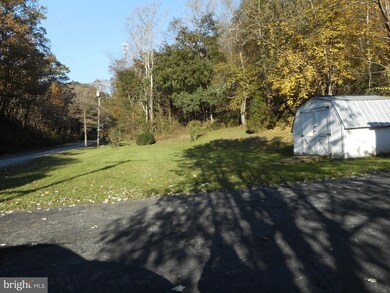 3089 Householder Rd, Hedgesville, WV 25427 - photo 4