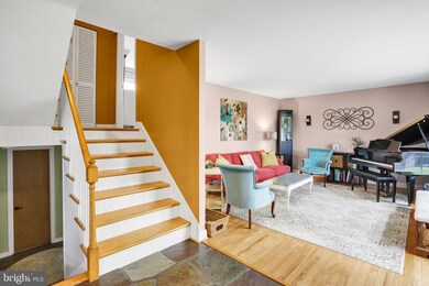 1121 Whitfield Blvd, Reading, PA 19609 - photo 4