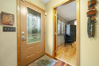 6521 Laurelwood Dr, Rockford, IL 61108 - photo 4