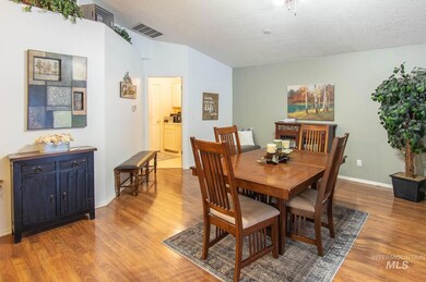 220 S Valley Dr, Nampa, ID 83686 - photo 6