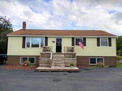 74 Spruce Head Road front of house