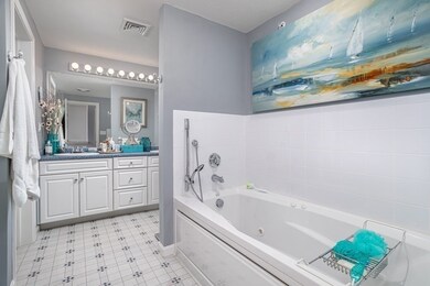 22 Acorn Ave unit 22, Fitchburg, MA 01420 - photo 5