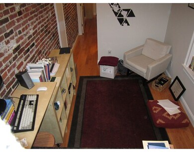 44 N Bennet St unit 7, Boston, MA 02113 - photo 5