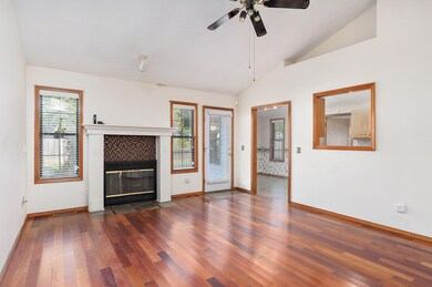 212 N Meadow-4