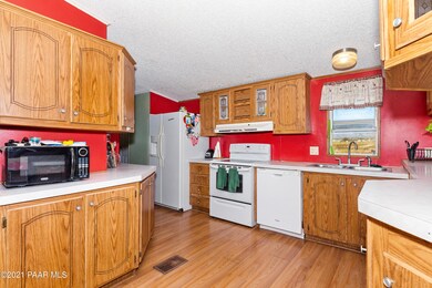 80 E Laguna Trail, Paulden, AZ 86334 - photo 4