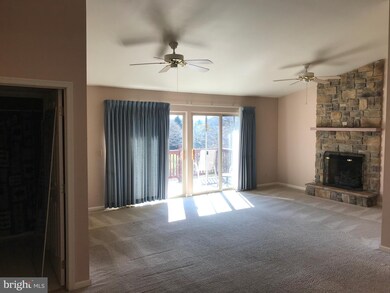 unlisted-address, Chambersburg, PA 17202 - photo 5