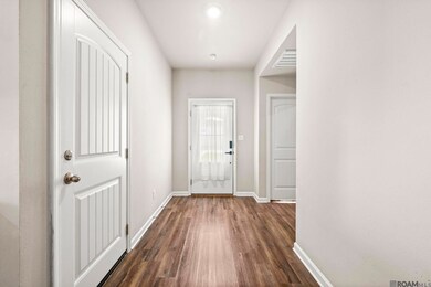 12721 Fowler Dr, Denham Springs, LA 70706 - photo 5