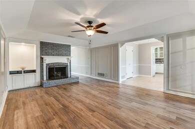 420 Mountainview Dr, Hurst, TX 76054 - photo 3