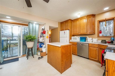 5675 NW 26th St, Des Moines, IA 50313 - photo 7