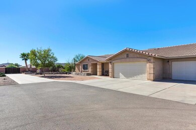 36024 N 7th Ave-large-004-33-Front Exter