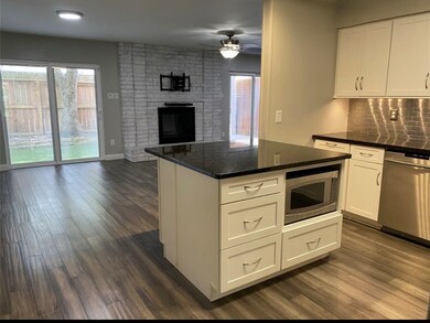 10301 Briar Forest Dr unit 37, Houston, TX 77042 - photo 3