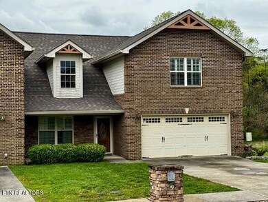 ATTACHED 2-CAR GARAGE