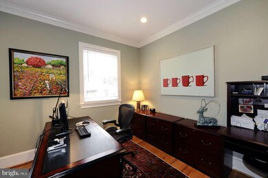 7214 Chestnut St, Chevy Chase, MD 20815 - photo 6