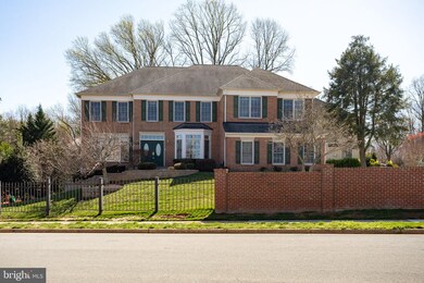 1721 Drewlaine Dr, Vienna, VA 22182 - photo 3