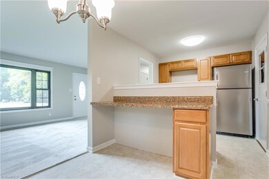 2318 Emerywood Rd, Greensboro, NC 27403 - photo 7