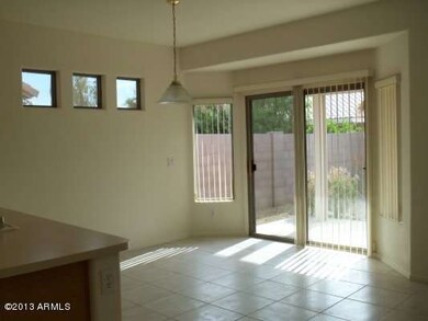 A 6974 s Newport CT 013