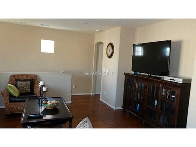 Property Photo. Spacious Living Area w/ Media Neis