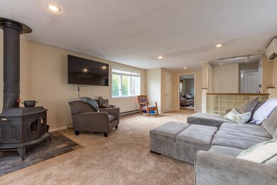 119 Landseer St, West Roxbury, MA 02132 - photo 5