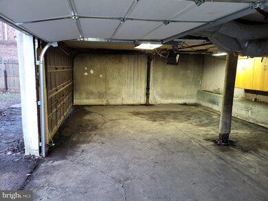 137 Berkley Ave unit GARAGE, Lansdowne, PA 19050 - photo 5