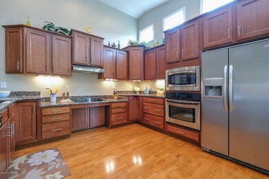 2241 Hunters Run-9