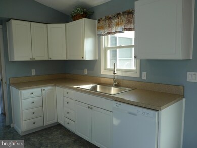 8917 Kline Dr, Greencastle, PA 17225 - photo 6