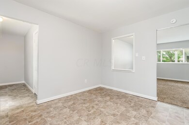 S - 3930 E Fulton St - 023-Edit