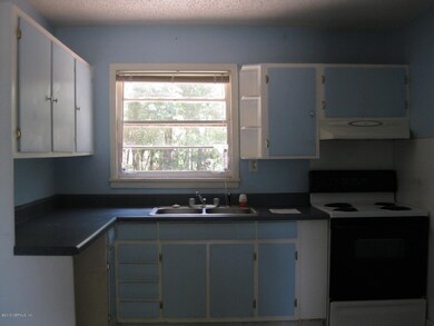 7551 Ridgeway Rd N, Jacksonville, FL 32244 - photo 7