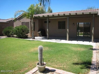 18575 N Red Mountain Way, Surprise, AZ 85374 - photo 2