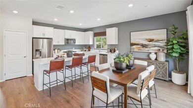 37106 Bush Sunflower Ct, Wildomar, CA 92595 - photo 5