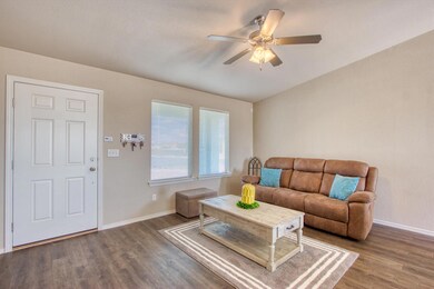 749 Nuevo Desierto Dr, Horizon City, TX 79928 - photo 6