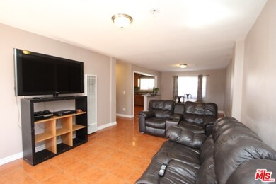 842 W 130th St, Compton, CA 90222 - photo 2