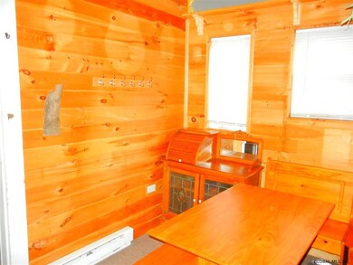 14 Commerce St, Schenectady, NY 12302 - photo 4