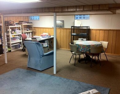 406 Rosadell Ave, Lansing, MI 48910 - photo 7