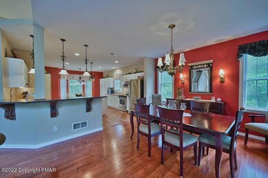 660 Pinecrest Dr, Pocono Pines, PA 18350 - photo 7