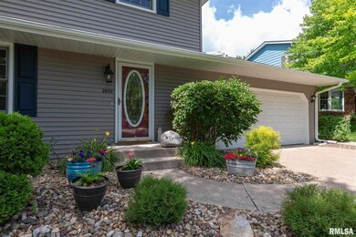 2658 W 34th St, Davenport, IA 52806 - photo 2