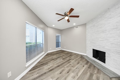 3722 Woodchase Dr, Houston, TX 77042 - photo 5