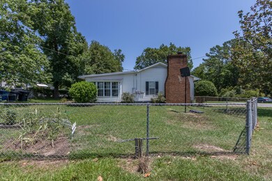 2208 Indian Dr, Jacksonville, NC 28546 - photo 4